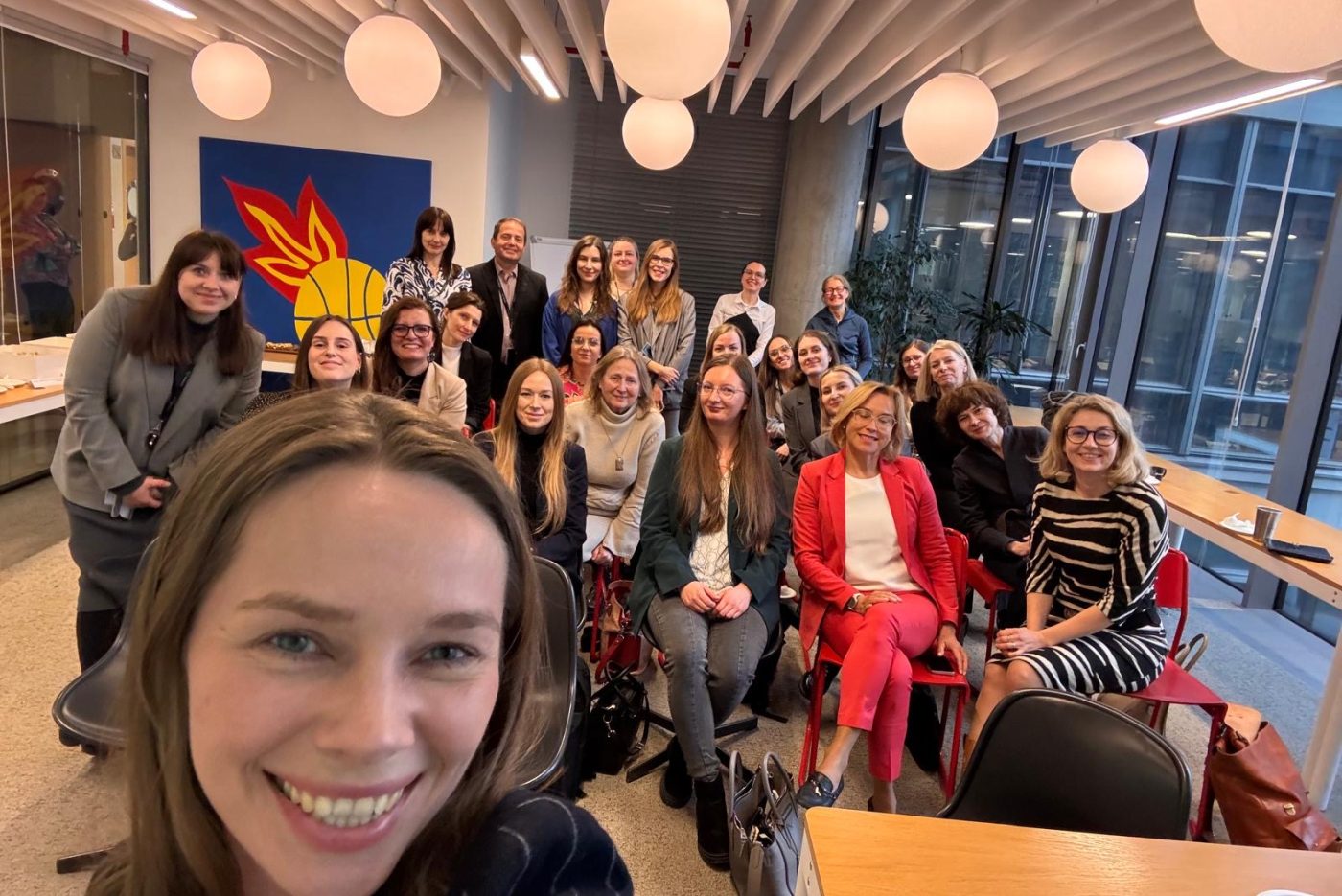 8a0b9743-6e61-40ff-8148-a641f26f4c02